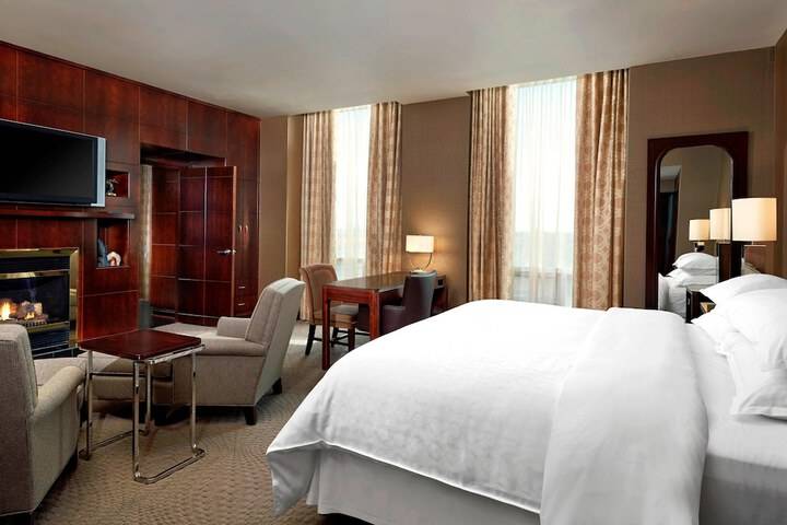 Room 3 of 42